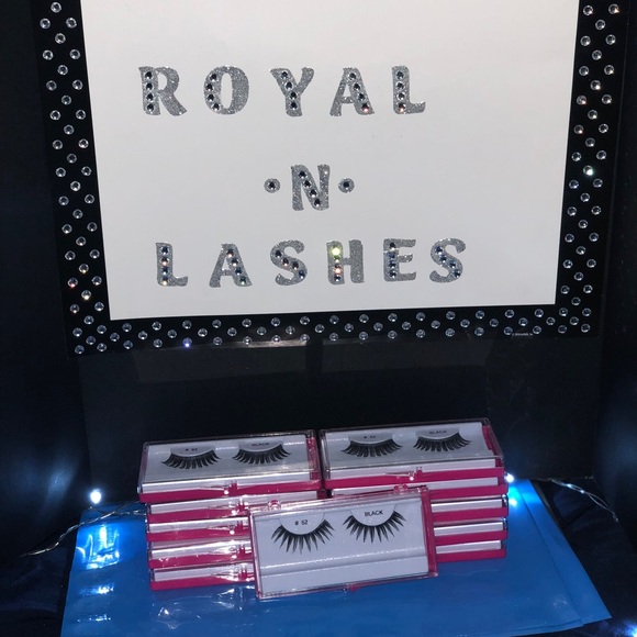 Beginner lashes (11) pair - Picture 3 of 3